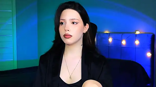 Stacy Gonzales  online show from March 2025 09:47:02 AM