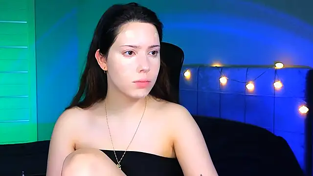 Stacy Gonzales  online show from March 2025 06:16:01 AM