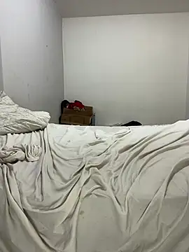 Nathrickkk online show from February 2025 09:57:01 PM