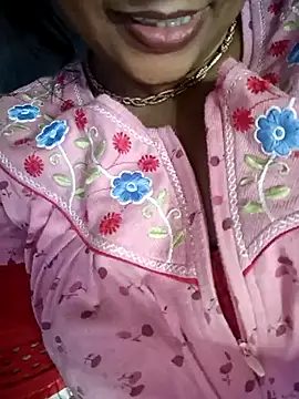 Snapshot of Wifesuman40 chatting on December 2024 08:12:01 AM Wifesuman40 online show from December 2024 08:12:01 AM