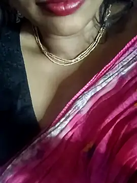 Snapshot of Wifesuman40 chatting on December 2024 03:14:02 AM Wifesuman40 online show from December 2024 03:14:02 AM