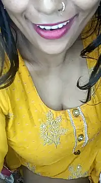 Snapshot of Wifesuman40 chatting on January 2025 12:07:02 PM Wifesuman40 online show from January 2025 12:07:02 PM