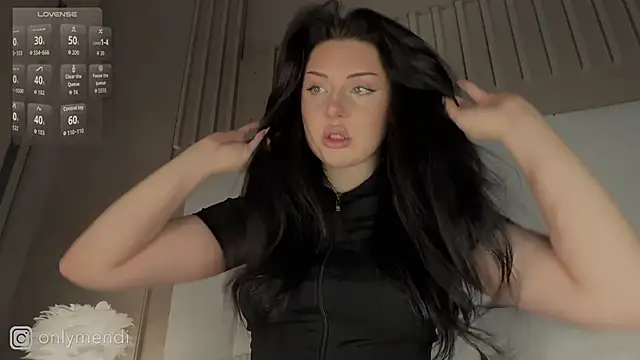 MENNDI online show from October 2025 10:47:02 AM