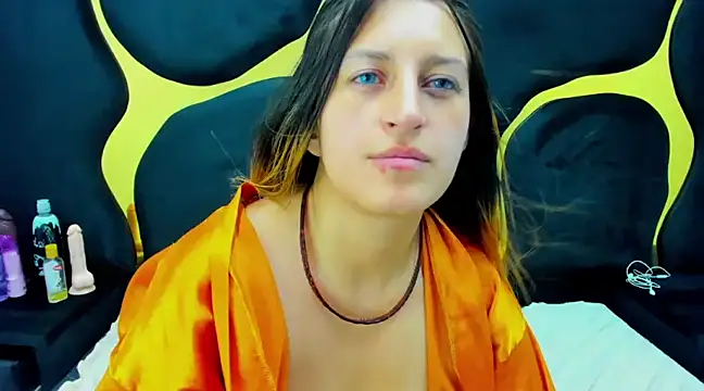 GiaRoussel online show from February 2025 07:55:01 PM