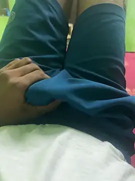 pussylover143x online show from November 2025 01:22:01 PM