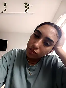 ifeelverywet andhot online show from September 2025 02:53:01 PM