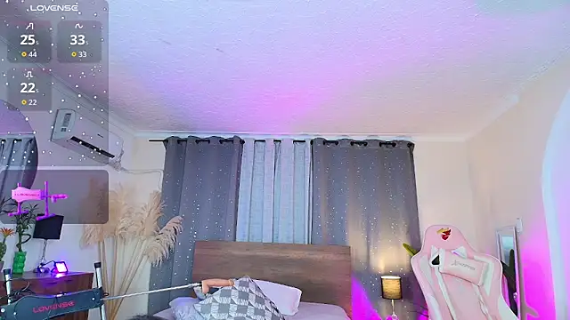 Snapshot of valery_yepes chatting on September 2025 11:34:02 AM valery yepes online show from September 2025 11:34:02 AM