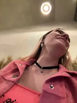 -Sexy Barbie- online show from February 2025 07:04:02 AM