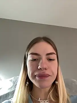 -Sexy Barbie- online show from February 2025 06:40:01 AM