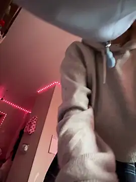 -Sexy Barbie- online show from February 2025 09:56:01 AM