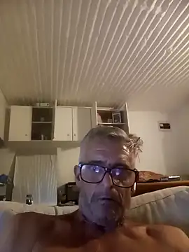 NICJOHNS online show from February 2025 07:02:01 PM