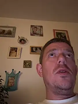 Snapshot of mrwright878787 chatting on January 2025 05:52:01 AM mrwright878787 online show from January 2025 05:52:01 AM