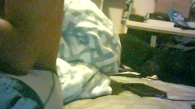 Snapshot of DI4MOND_FIR3 chatting on October 2025 02:04:02 AM DI4MOND FIR3 online show from October 2025 02:04:02 AM