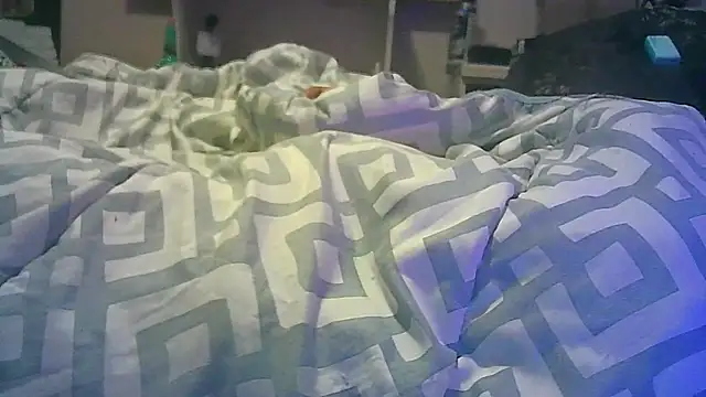 Snapshot of DI4MOND_FIR3 chatting on October 2025 02:15:01 AM DI4MOND FIR3 online show from October 2025 02:15:01 AM