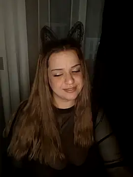 cansuozell online show from November 2025 04:53:02 PM