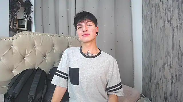 CataFox  online show from January 2025 02:52:01 PM