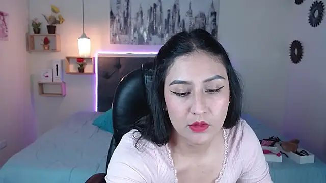 mia aira online show from February 2025 08:13:02 PM