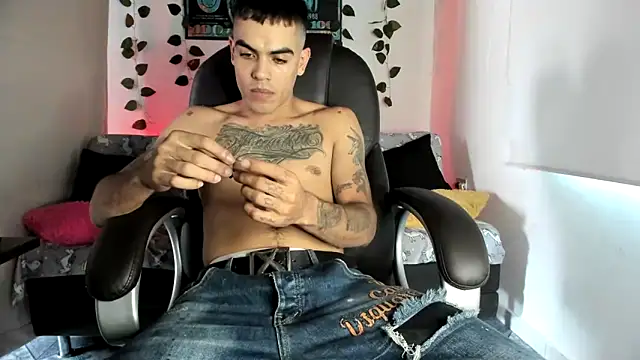 Snapshot of mikee_scooth chatting on September 2025 07:48:01 PM mikee scooth online show from September 2025 07:48:01 PM