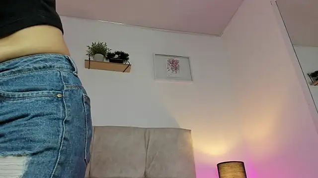 Karito-28 online show from February 2025 07:52:01 PM