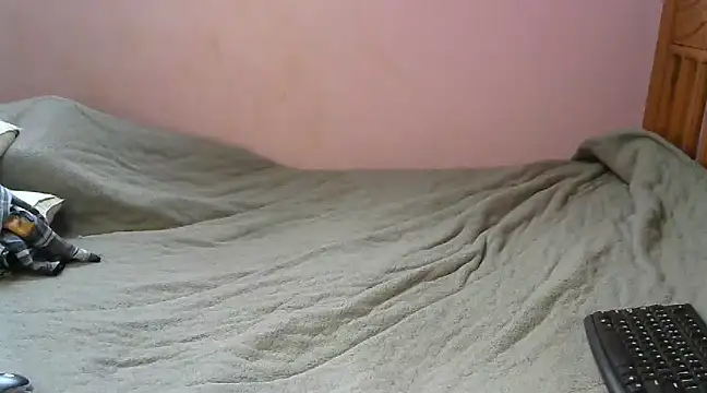 Caryyyl online show from March 2025 12:44:01 PM