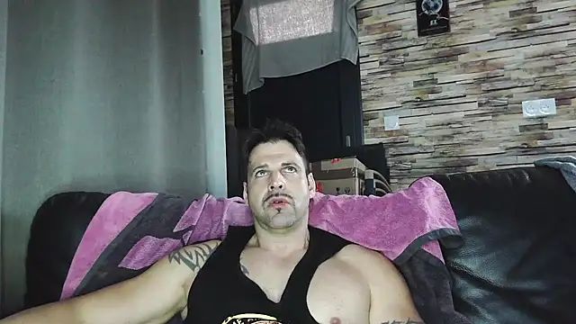 XxBigboybandxX online show from February 2026 01:50:02 PM