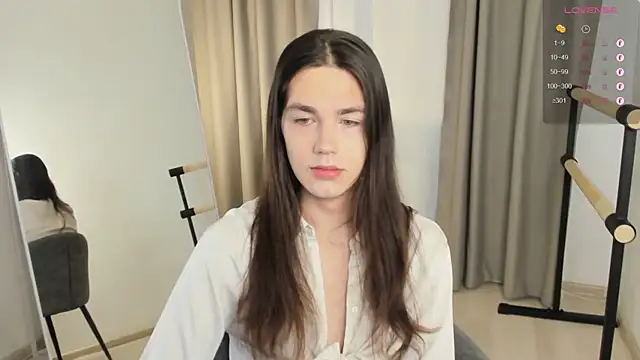 Alfreda Mills online show from November 2025 10:38:01 AM