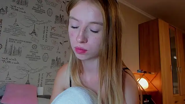 minidivaa  online show from September 2025 07:24:02 PM