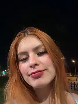 Isa smeraldy online show from September 2025 09:27:02 PM