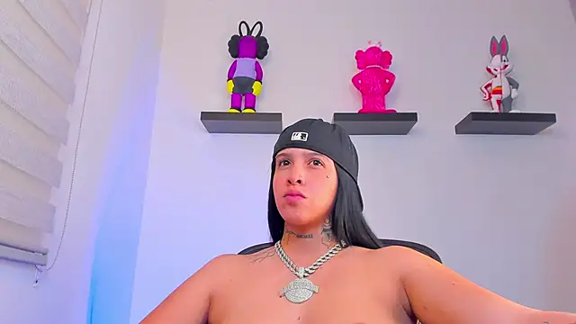 Gangster Girl online show from December 2024 12:25:01 AM