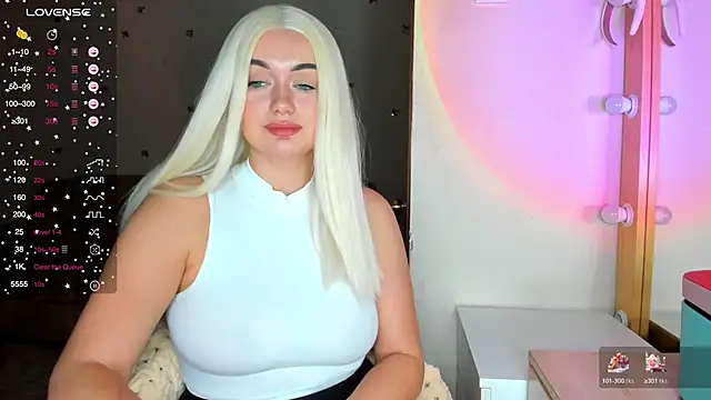 Maya Willis online show from January 2025 09:15:01 AM