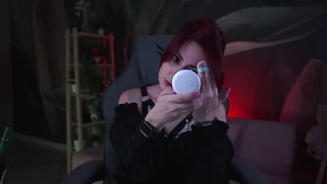 Lana  May online show from October 2025 06:13:02 AM