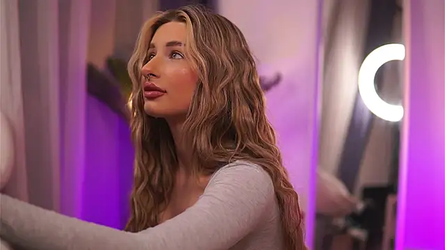 AvaShayy online show from March 2025 11:09:02 PM