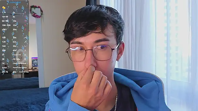 Snapshot of cameron_cum chatting on December 2025 11:25:02 AM cameron cum online show from December 2025 11:25:02 AM