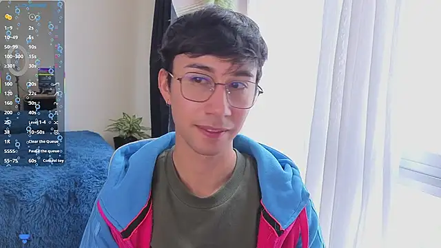 Snapshot of cameron_cum chatting on December 2025 03:06:01 PM cameron cum online show from December 2025 03:06:01 PM