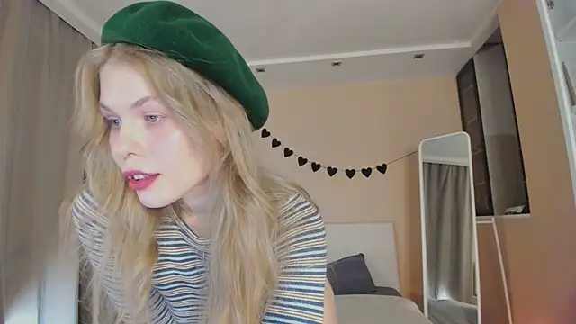 Snapshot of ass_latte chatting on November 2025 04:57:01 AM ass latte online show from November 2025 04:57:01 AM