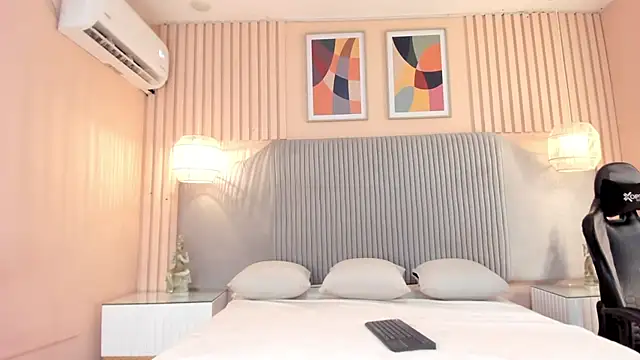 samyriverss online show from November 2025 10:47:01 AM