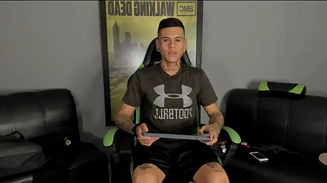 Snapshot of jamesinked_ chatting on December 2024 03:36:01 AM jamesinked online show from December 2024 03:36:01 AM