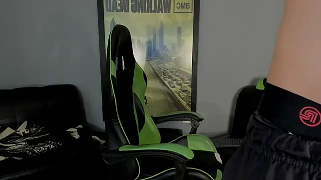 Snapshot of jamesinked_ chatting on January 2025 03:43:01 PM jamesinked online show from January 2025 03:43:01 PM