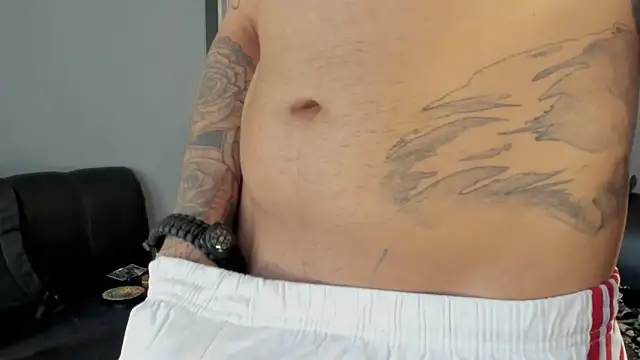 Snapshot of jamesinked_ chatting on February 2025 06:15:02 PM jamesinked online show from February 2025 06:15:02 PM