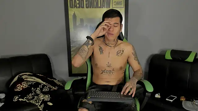 Snapshot of jamesinked_ chatting on February 2025 01:25:01 AM jamesinked online show from February 2025 01:25:01 AM