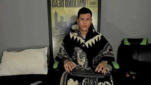 Snapshot of jamesinked_ chatting on March 2025 01:40:01 PM jamesinked online show from March 2025 01:40:01 PM