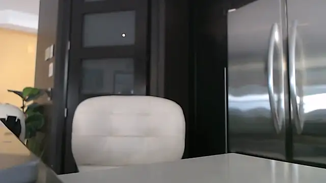 Toy-Daddy online show from October 2025 08:09:01 PM