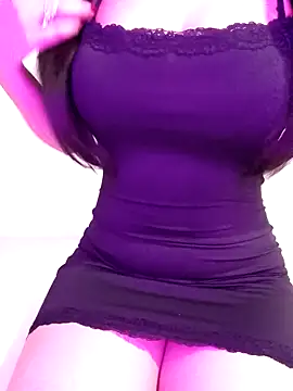 Almas Queen online show from December 2024 07:59:02 PM