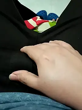 Snapshot of beautiful_hands_ chatting on December 2024 06:57:02 AM beautiful hands  online show from December 2024 06:57:02 AM