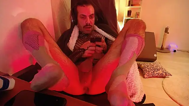 P4RtYBOII92 online show from November 2025 06:07:01 PM