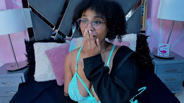 Elith noa online show from March 2025 12:31:02 PM