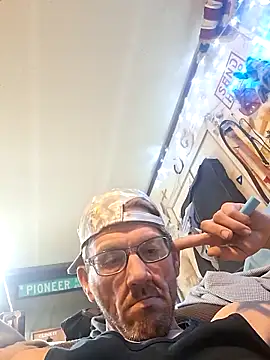 gettinit2wice online show from December 2025 03:08:01 PM