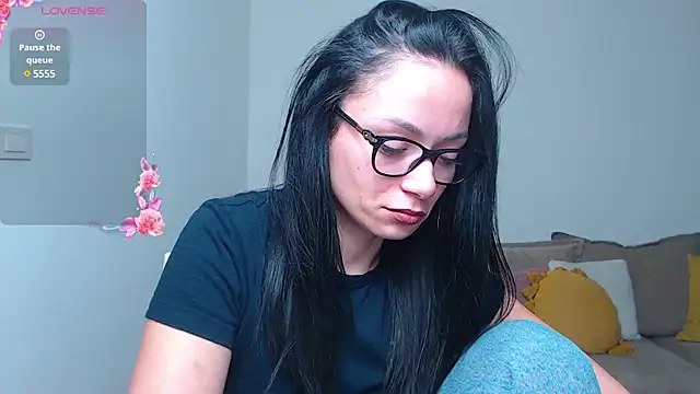 Snapshot of BabySerene chatting on February 2025 05:30:01 AM BabySerene online show from February 2025 05:30:01 AM