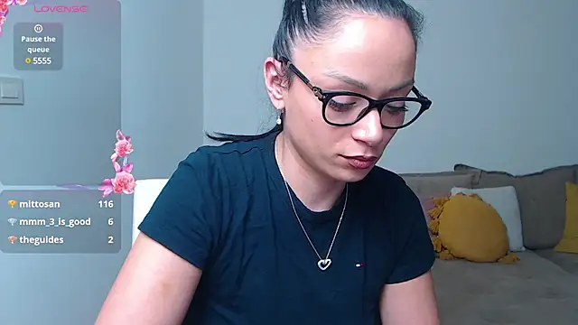 Snapshot of BabySerene chatting on February 2025 12:54:01 AM BabySerene online show from February 2025 12:54:01 AM