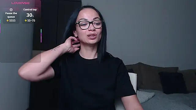 Snapshot of BabySerene chatting on June 2026 03:48:02 AM BabySerene online show from June 2026 03:48:02 AM